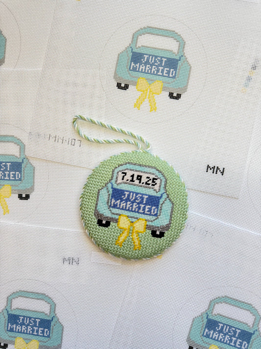 Just Married Teal Car Yellow Bow -  18 Mesh Canvas