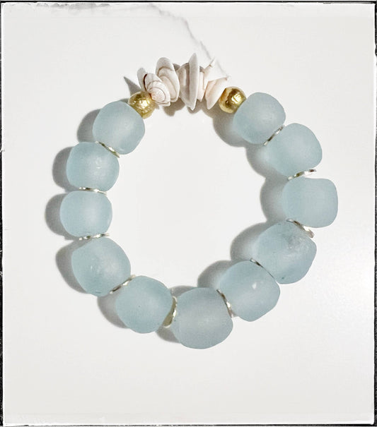 Natural Shell & Recycled Glass Bead Stretch Bracelet Blue