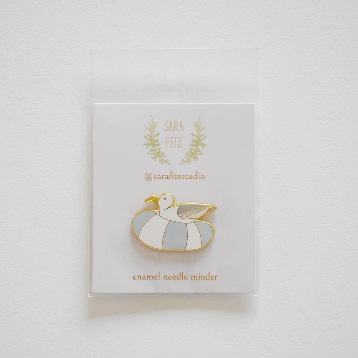 Whale Needle Minder
