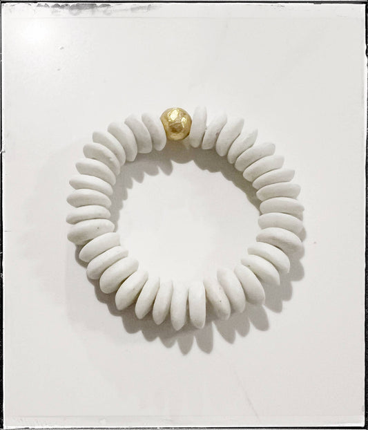 White Ashanti Glass Bead Stretch Bracelet Brass Charm Gold